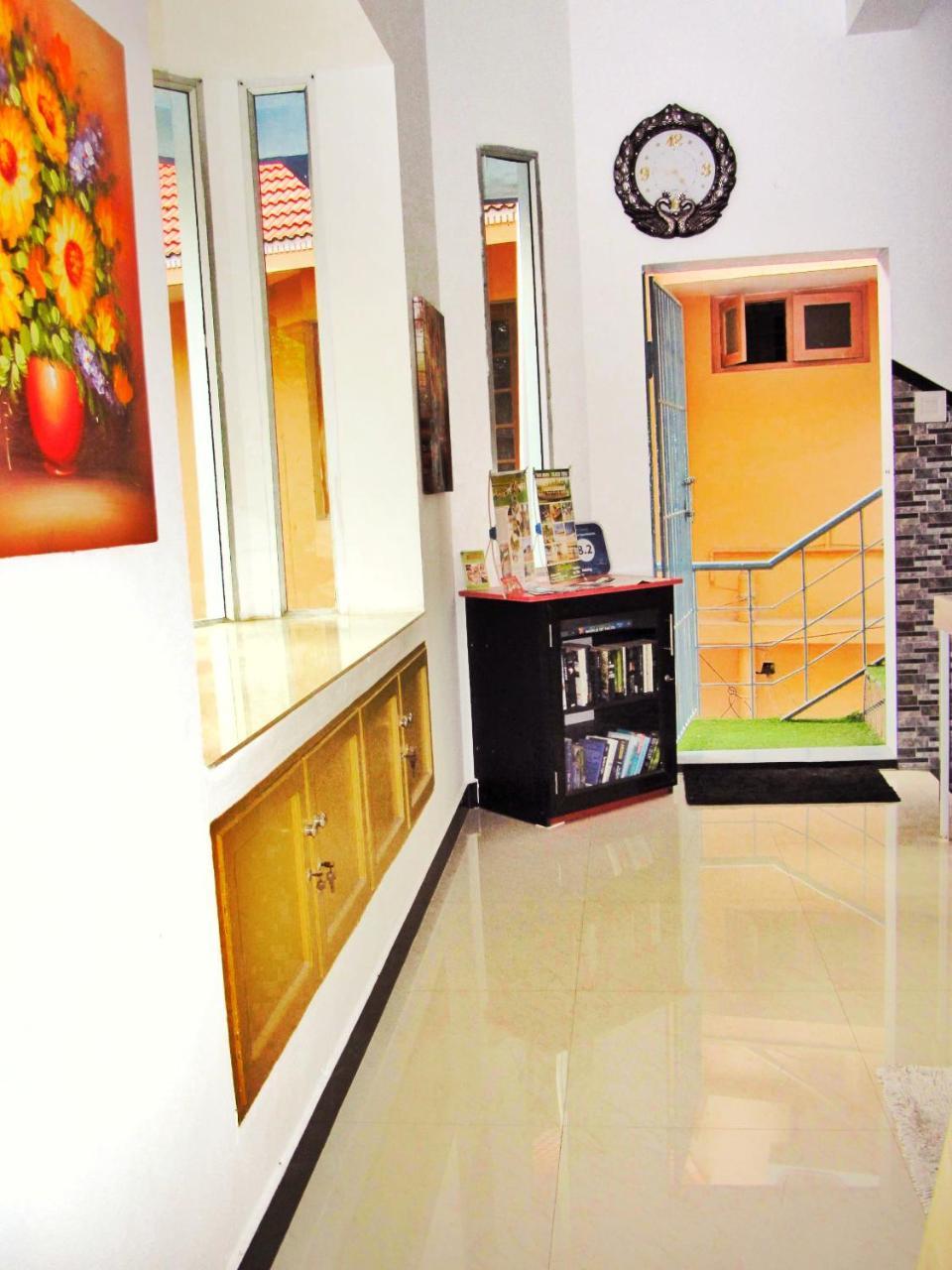 Sea View Apartments Kochi Exterior foto